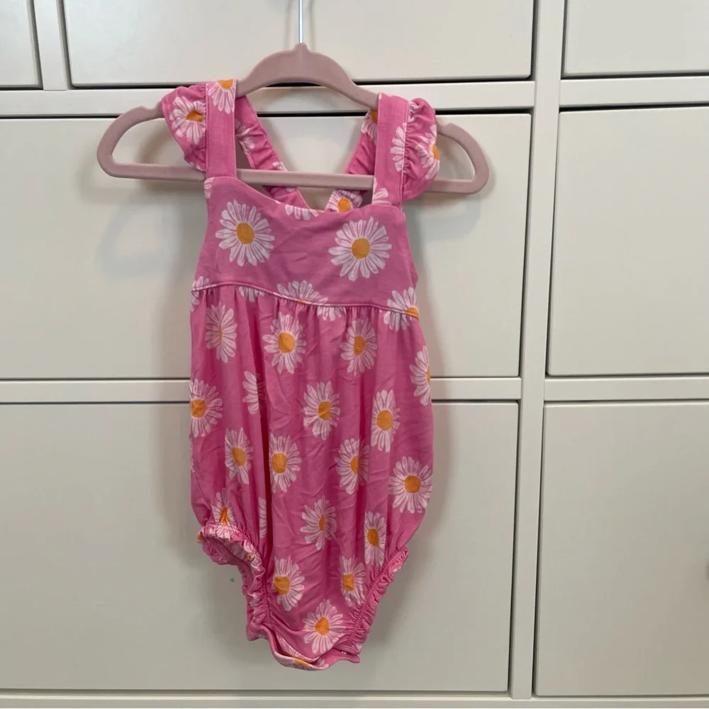 Posh Peanut Pink Floral Romper 12-18mo VGUC